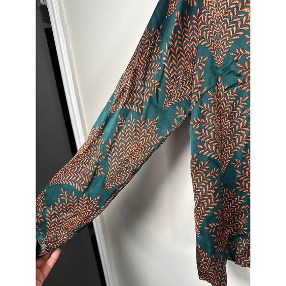 Esqualo Satin Long Sleeve Button Up Blouse Womens Size 12 Green - Picture 4 of 10